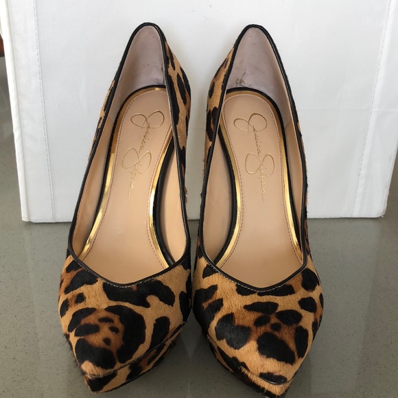 Leopard print heels - Picture 2 of 3